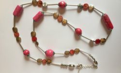 COLLIER PÂTE POLYMÈRE ROSE